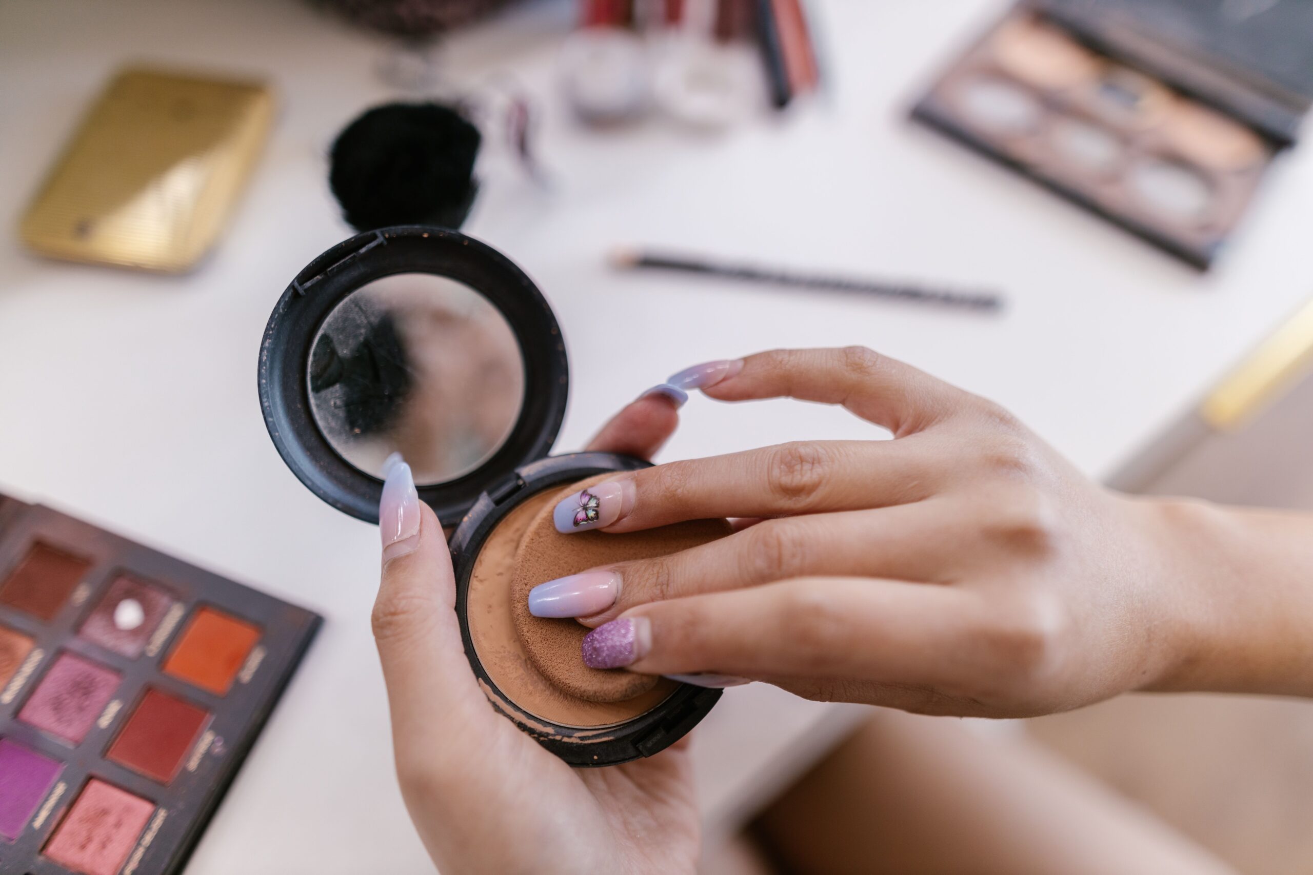MATTE FINISH COMPACT POWERDER AND OIL CONTROL&NATURAL COVERAGE - Image 3